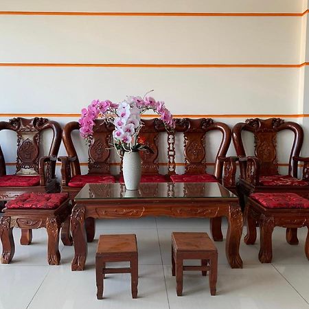 Ngoc May Guesthouse Chau Doc Extérieur photo
