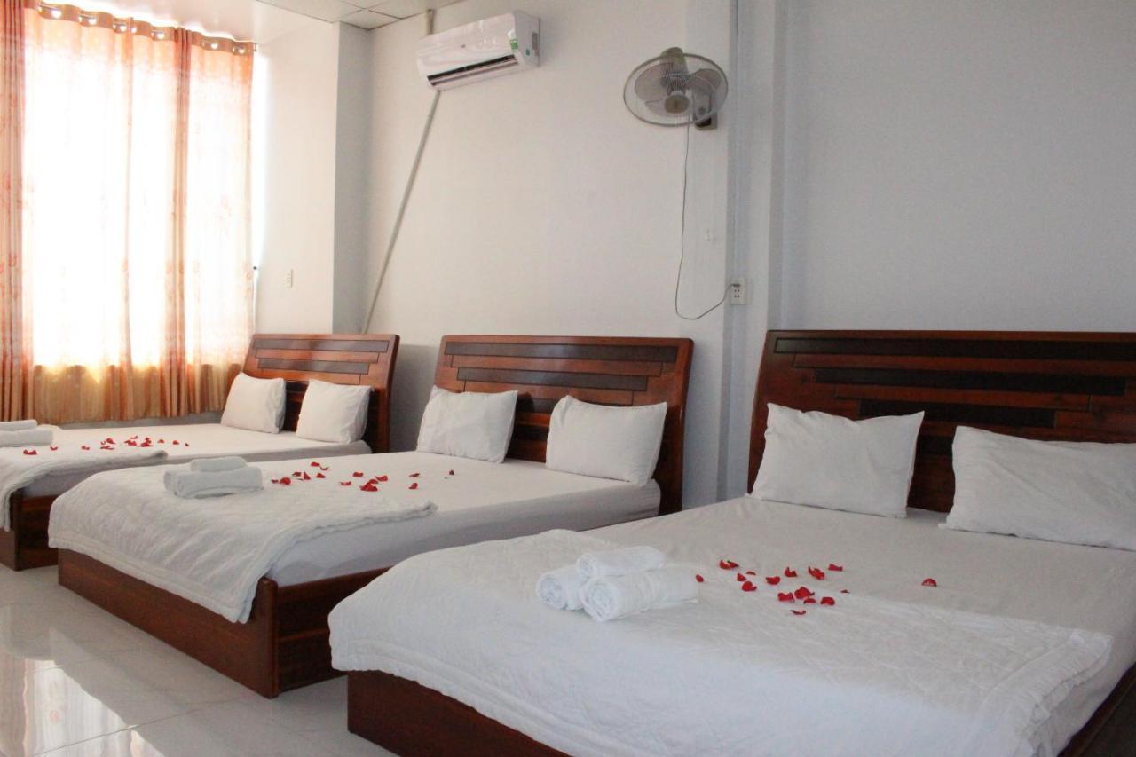Ngoc May Guesthouse Chau Doc Extérieur photo