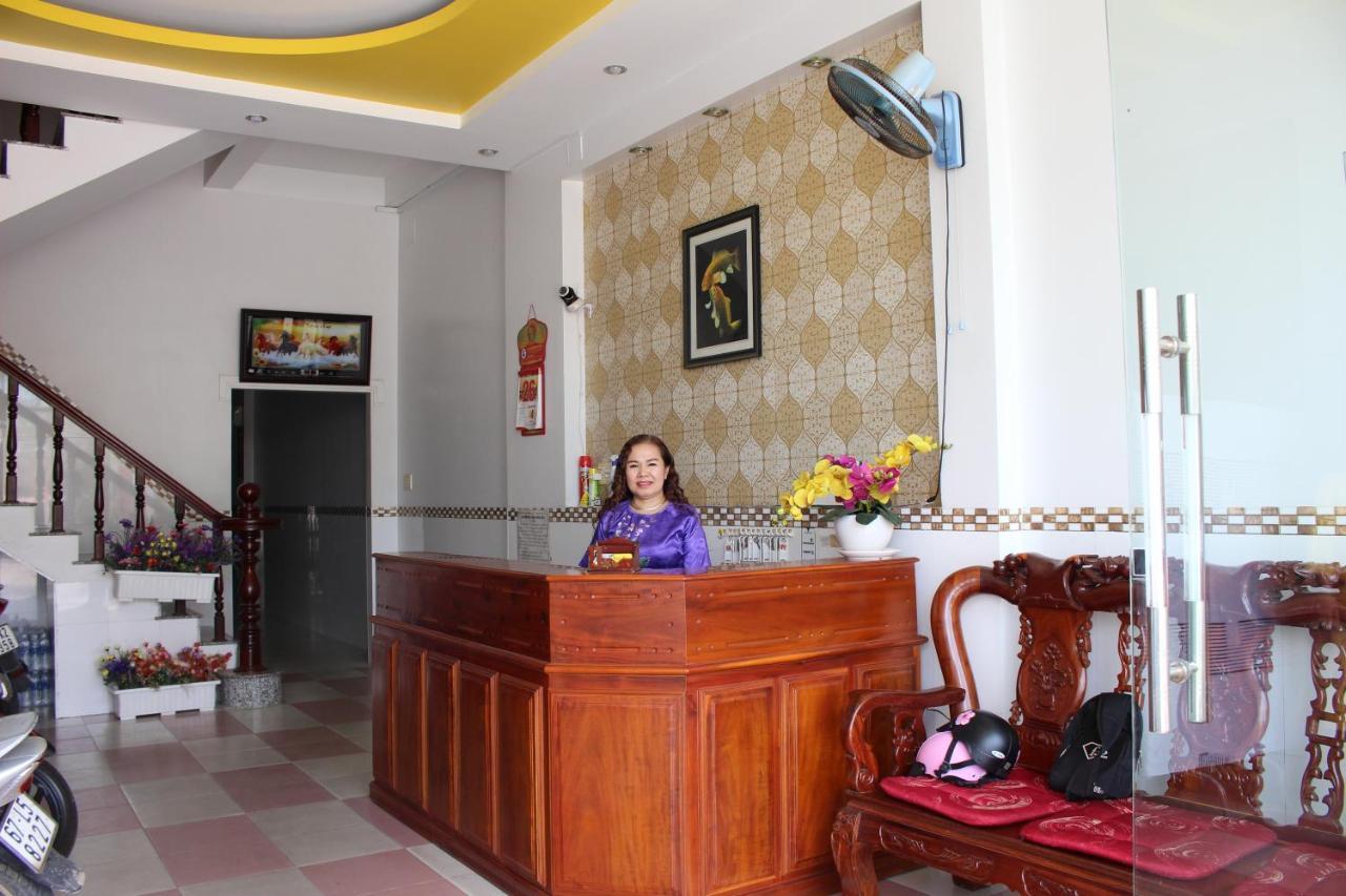 Ngoc May Guesthouse Chau Doc Extérieur photo